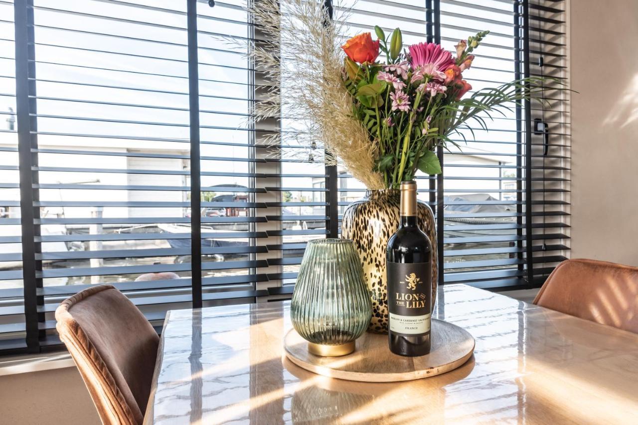 Beautiful Water Villa, Near Schiphol And Amsterdam 阿斯米尔 外观 照片